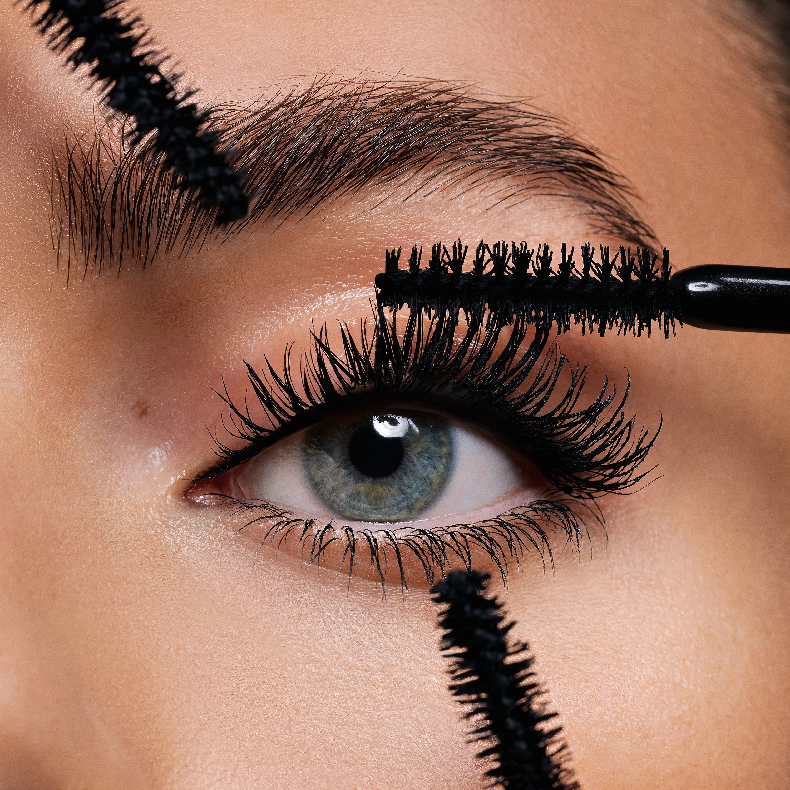 Christian Louboutin Les Yeux Noirs Mascara Aqua Extrema – 4 in 1 waterproof Mascara – Black - Beauty - alternate view 7